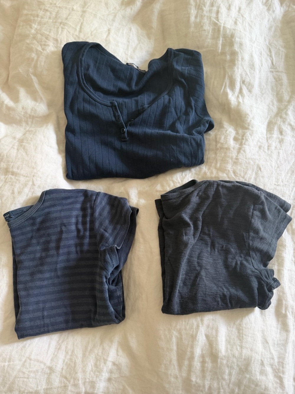 Brandy Melville Bundle! 2x short sleeve & 1x long sleeve